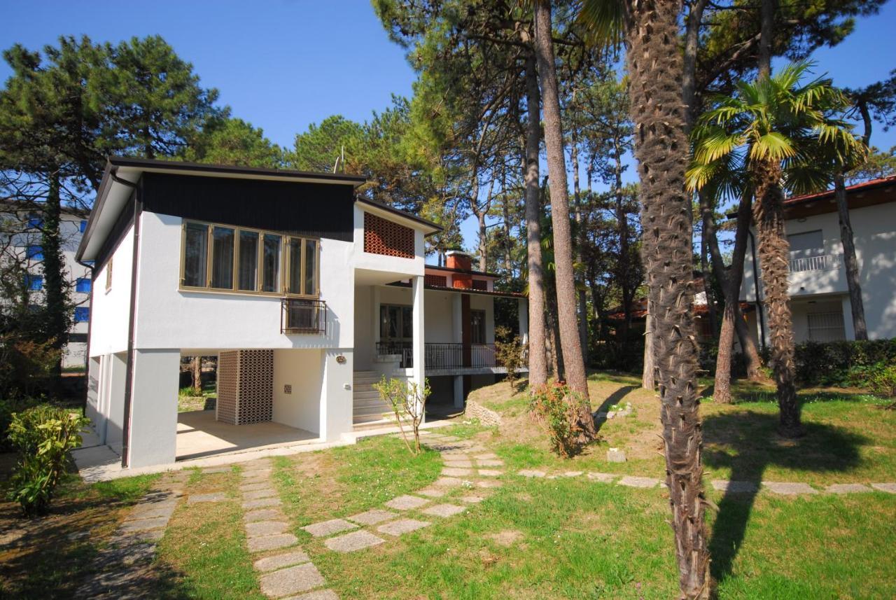 Villa Argia Lignano Sabbiadoro Exteriör bild